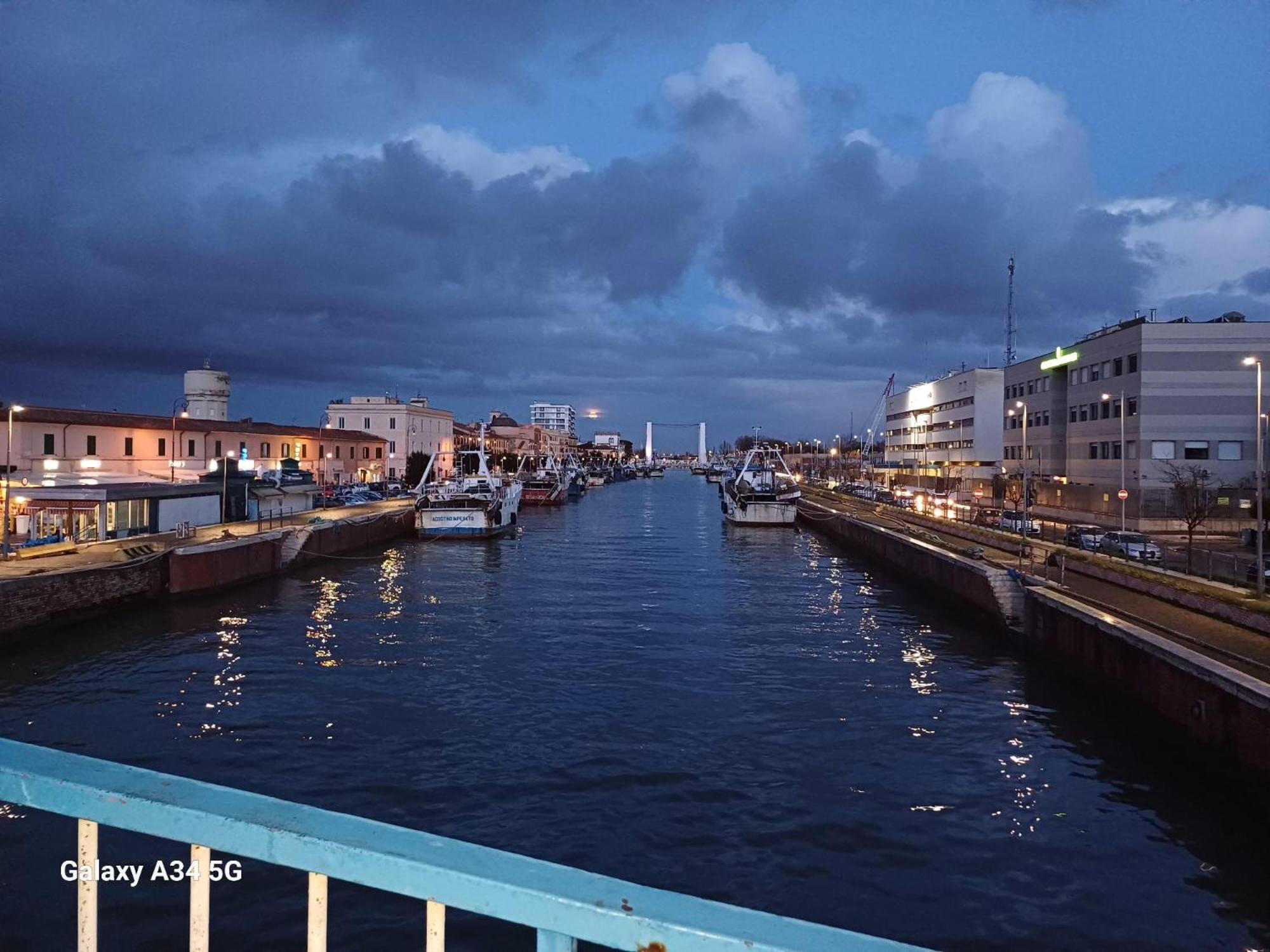 Civico18 Apartment Fiumicino Bagian luar foto